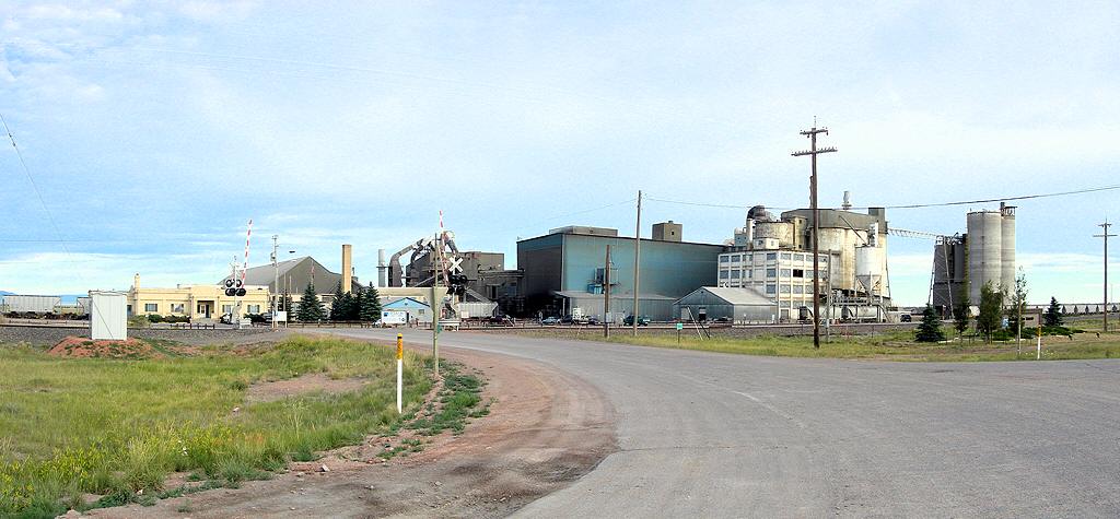 Laramie_Cement_Plant_hL